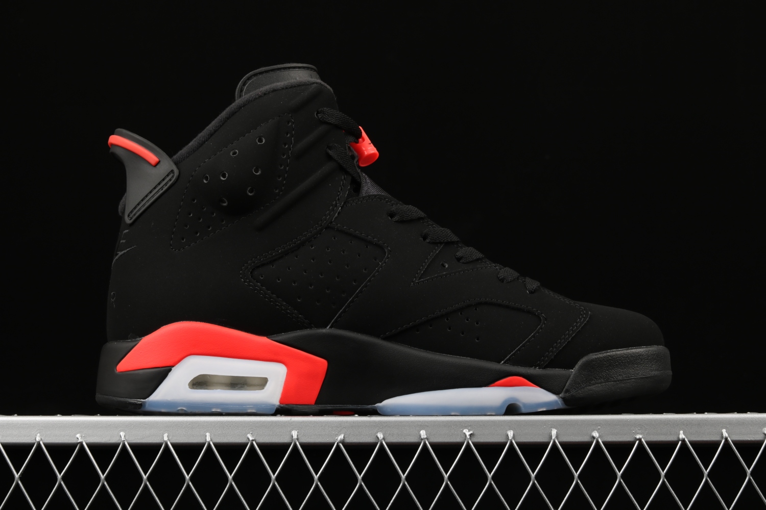 Jordan 6 Retro Black Infrared (2019) 384664-060