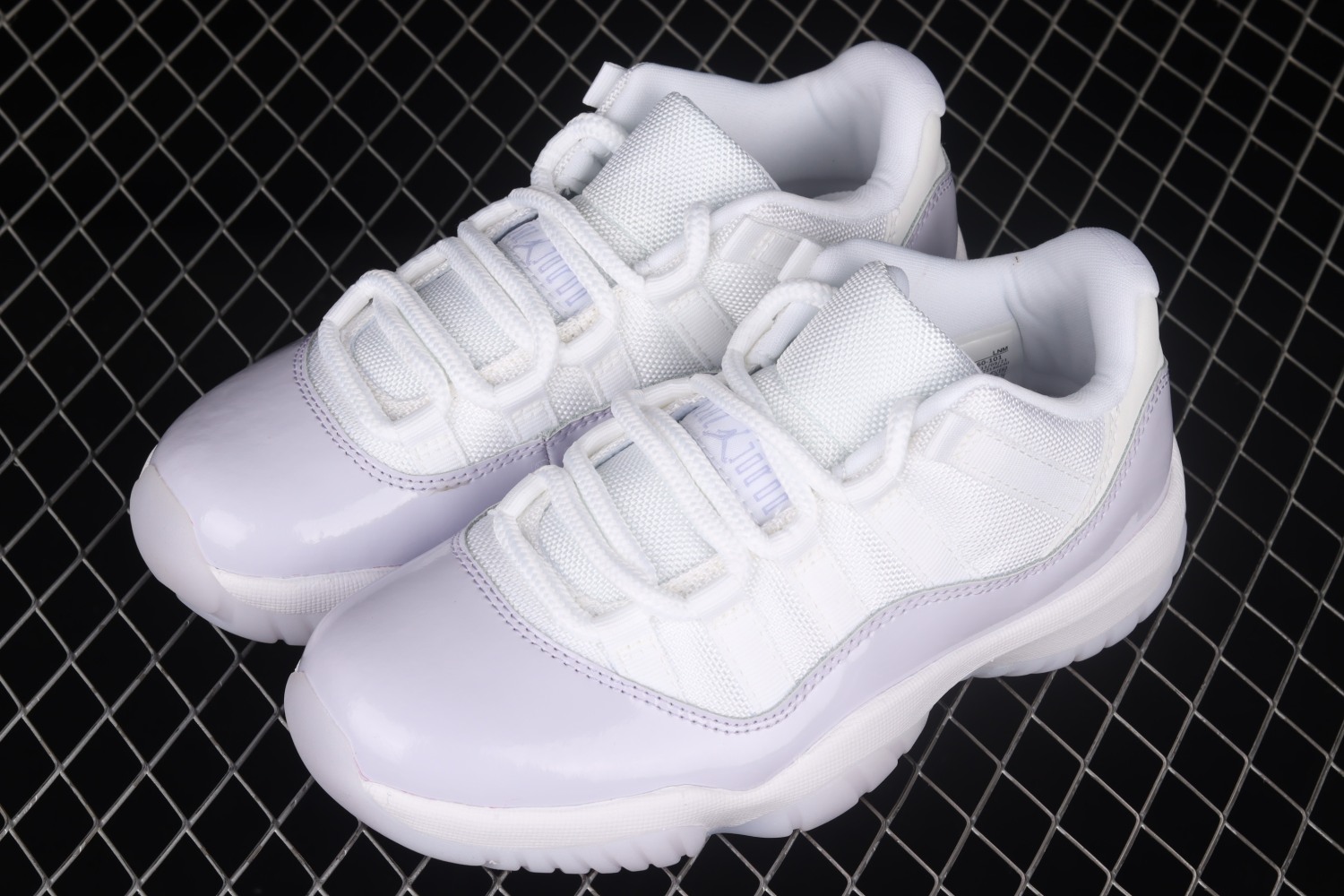 Jordan 11 Retro Low Pure Violet (W) AH7860-101