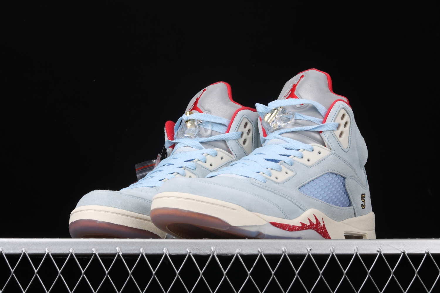 Jordan 5 Retro Trophy Room Ice Blue CI1899-400