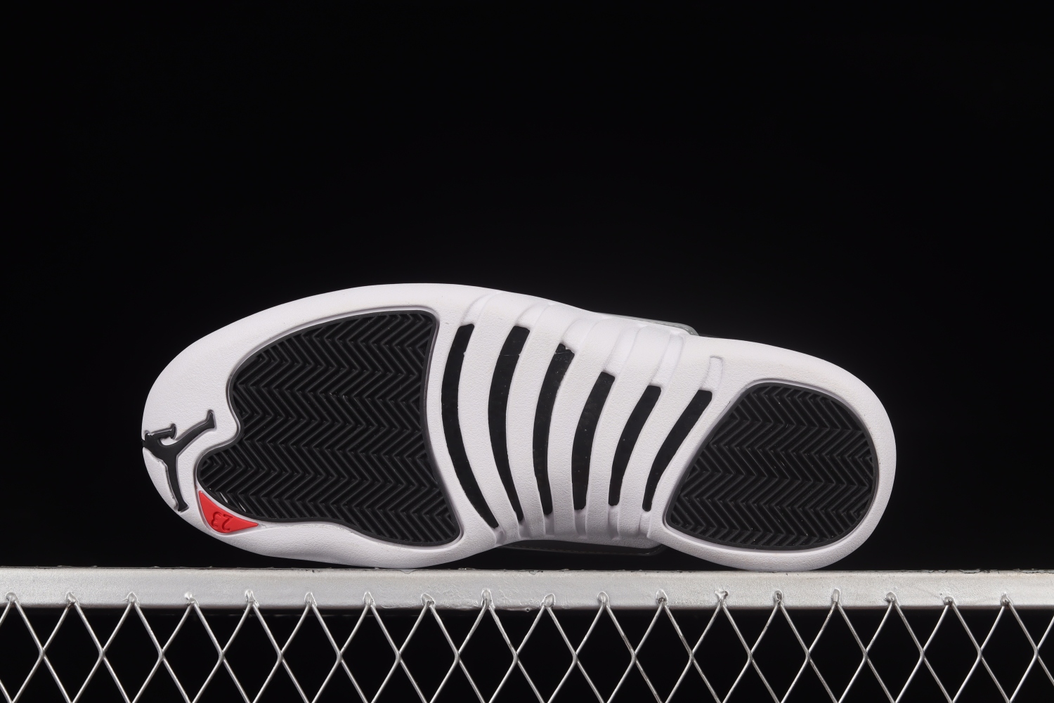 Jordan 12 Retro Playoffs (2022) CT8013-006