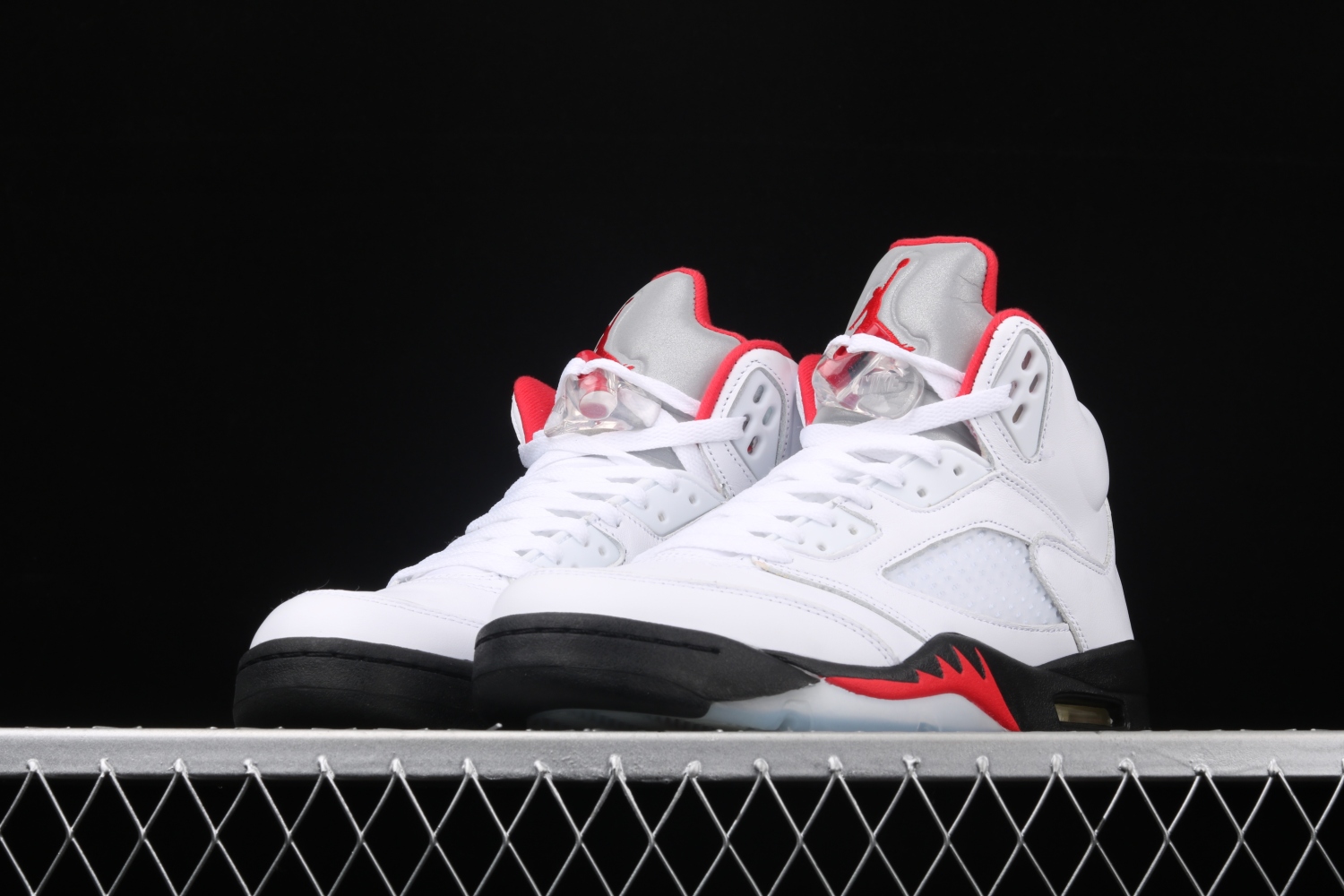 Jordan 5 Retro Fire Red Silver Tongue (2020) DA1911-102