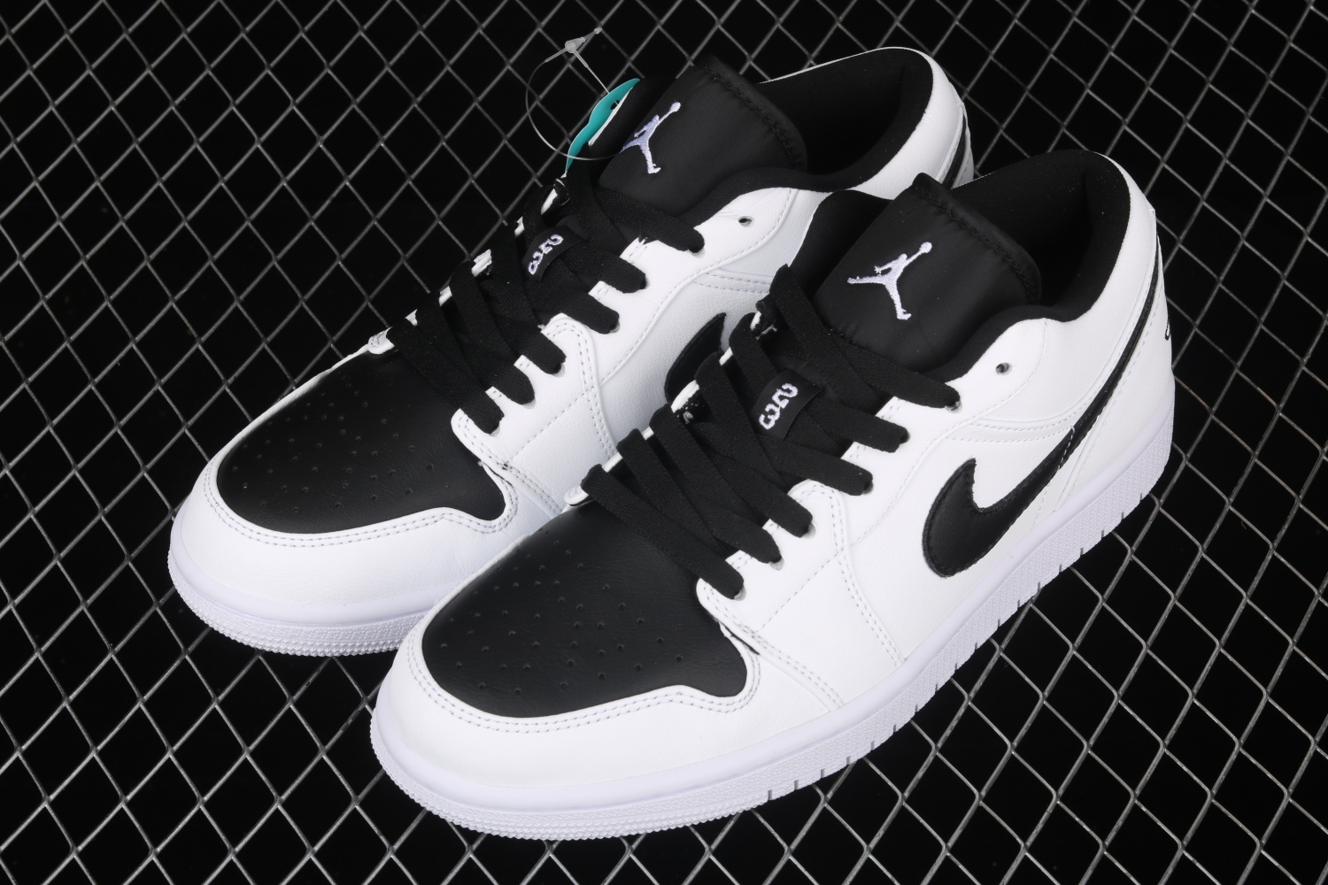 Jordan 1 Low White Black (GS) 553560-103