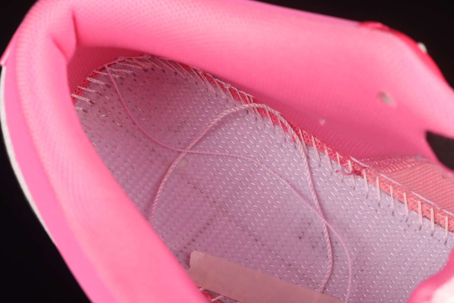 Jordan 1 Low Pink Red (GS) 553560-162