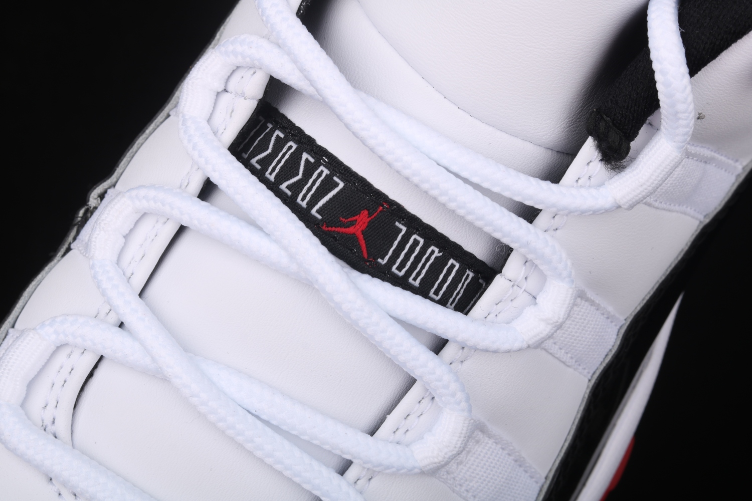 Jordan 11 Retro Low Concord Bred  AV2187-160
