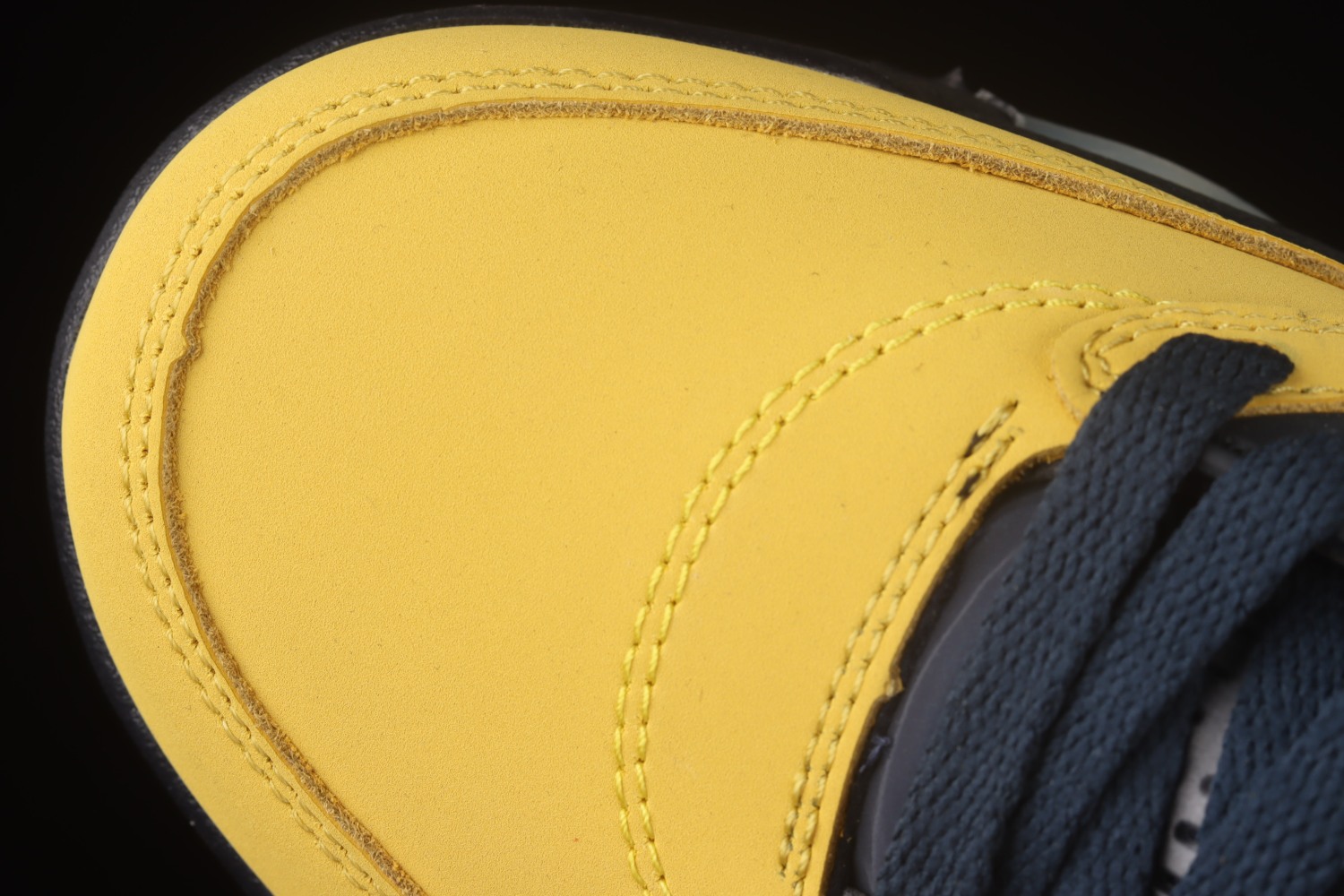 Jordan 5 Retro Michigan (2019)  CQ9541-704