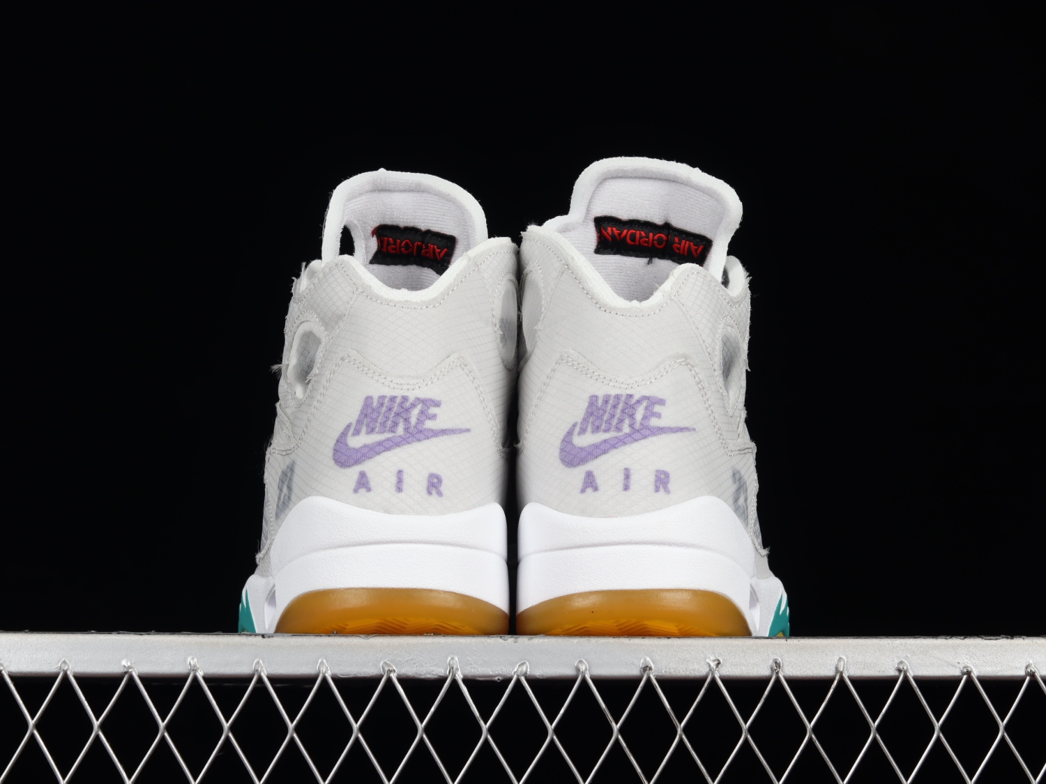 Top Air Jordan Retro 5 x Off-White CT8480-105