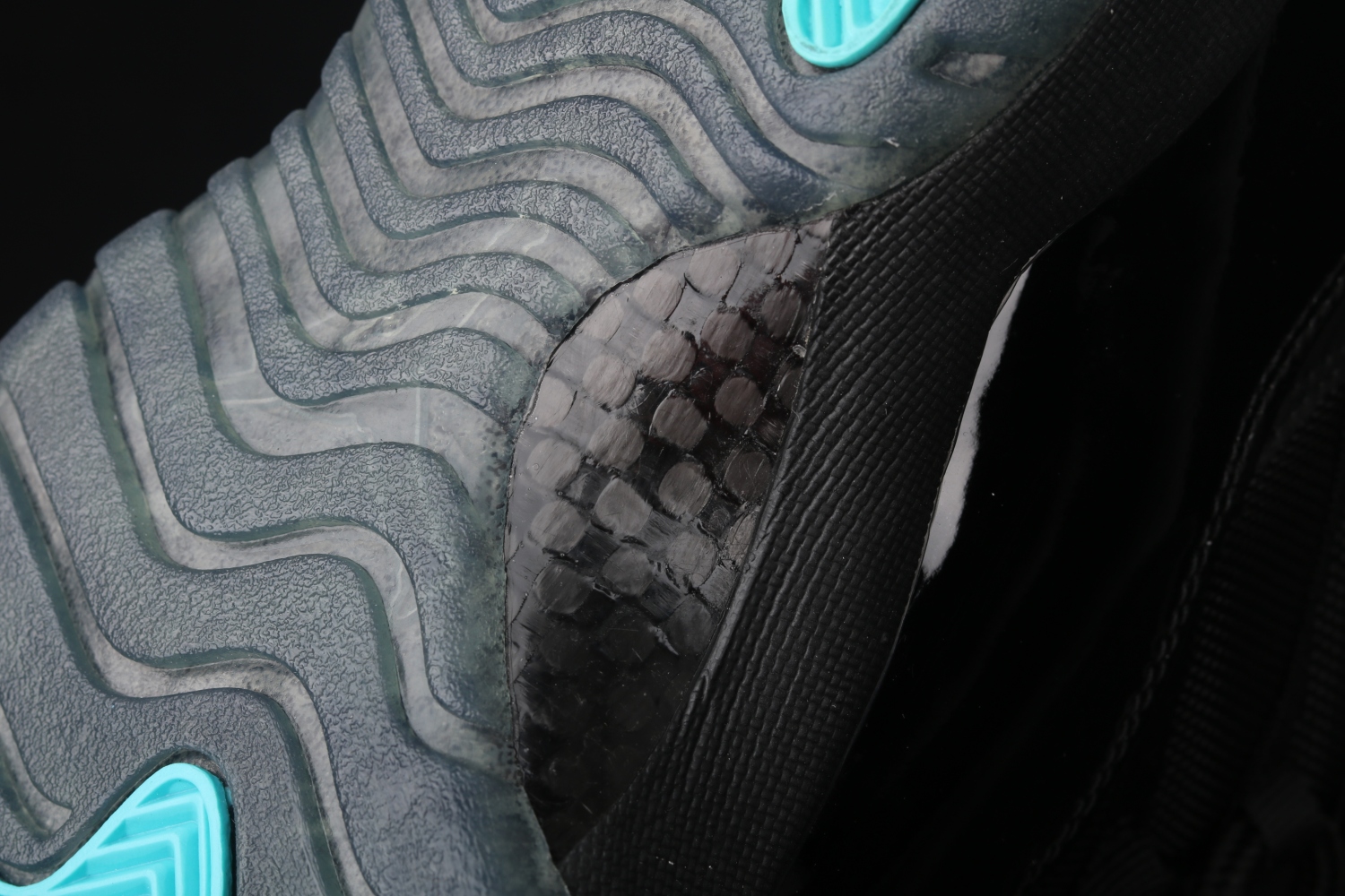 Jordan 11 Retro Gamma Blue 378037-006