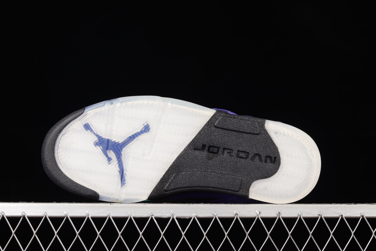 Jordan 5 Retro Alternate Grape 136027-500