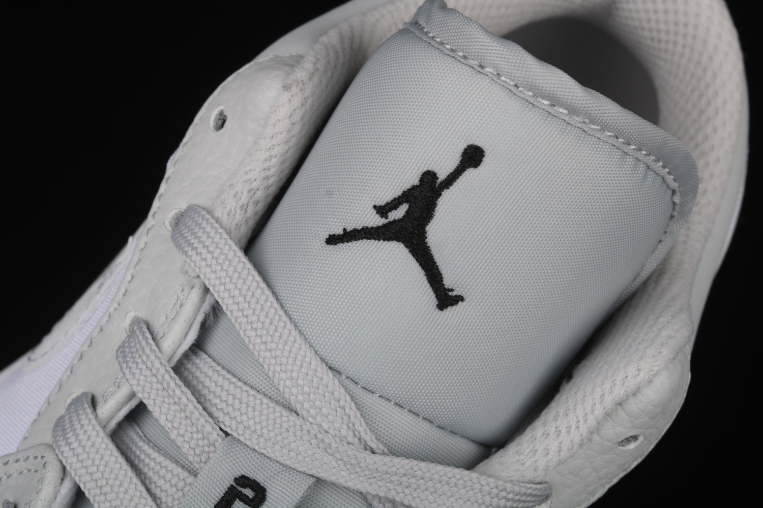 Jordan 1 Low White Camo DC9036-100