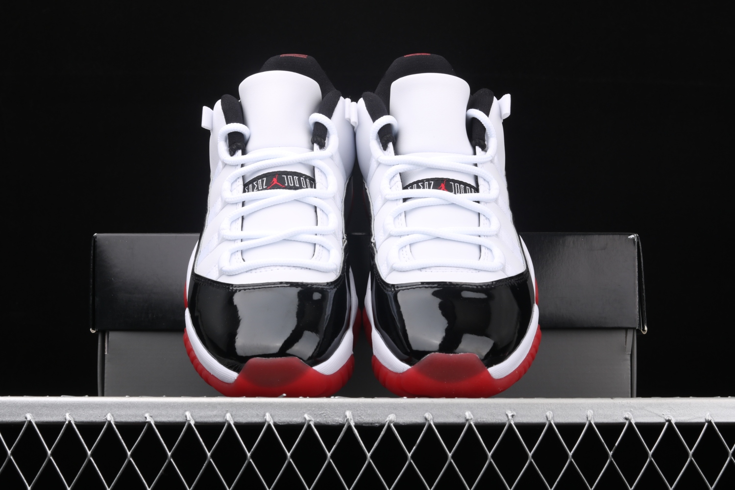 Jordan 11 Retro Low Concord Bred  AV2187-160