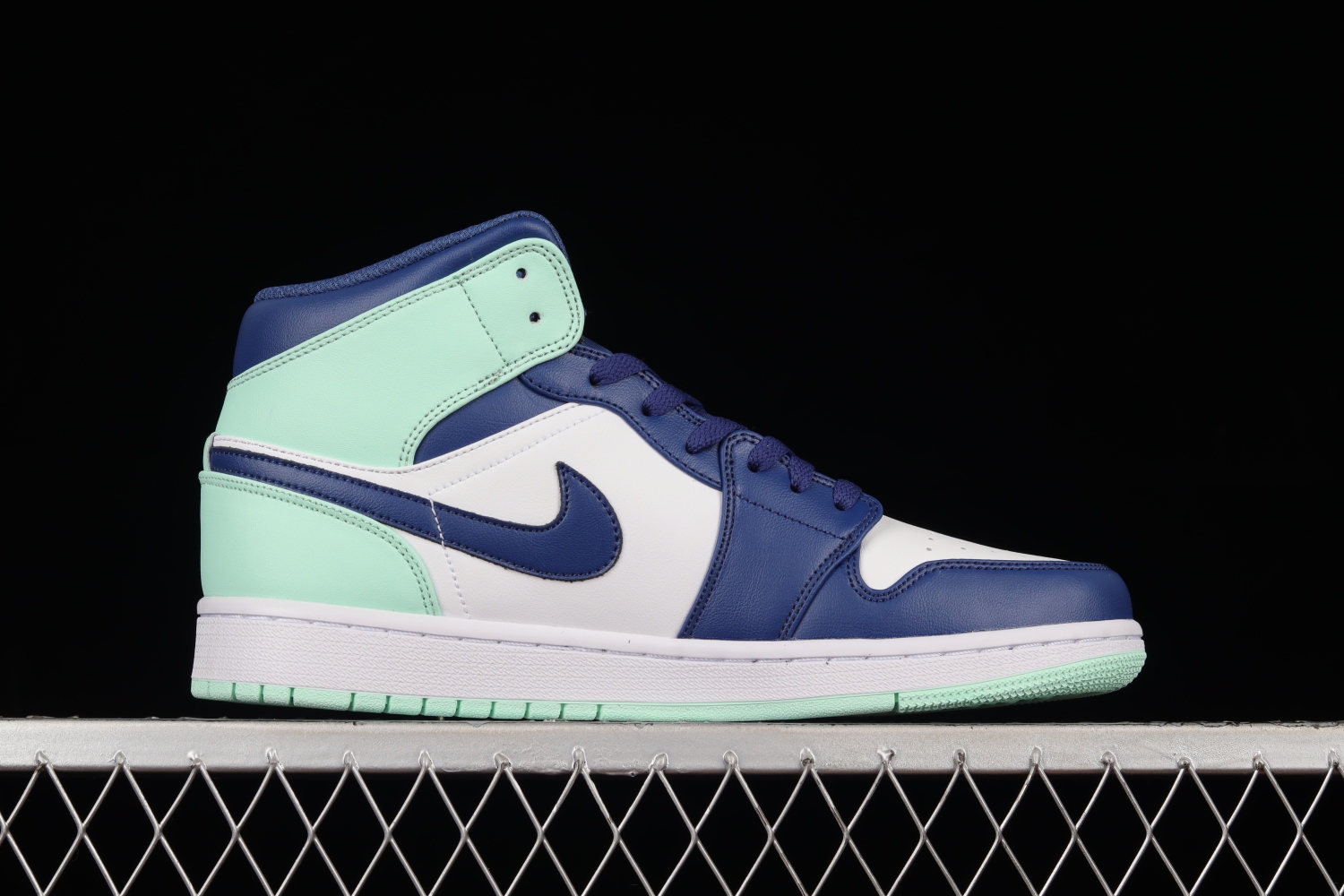 Jordan 1 Mid Blue Mint 554724-413