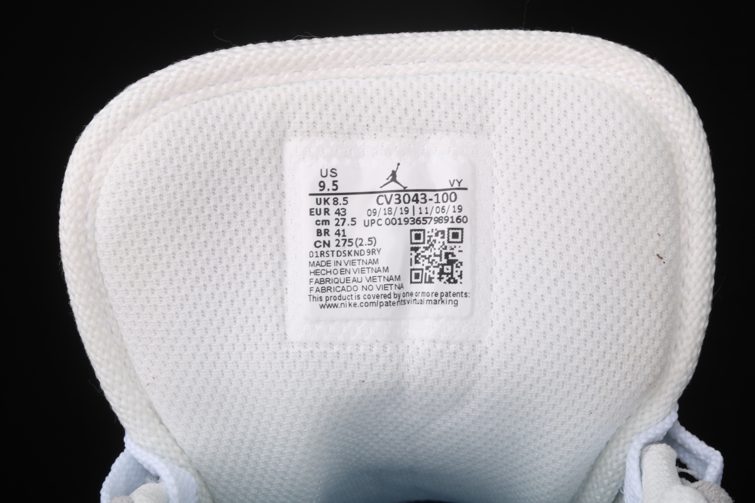 Jordan 1 Low Paris CV3043-100