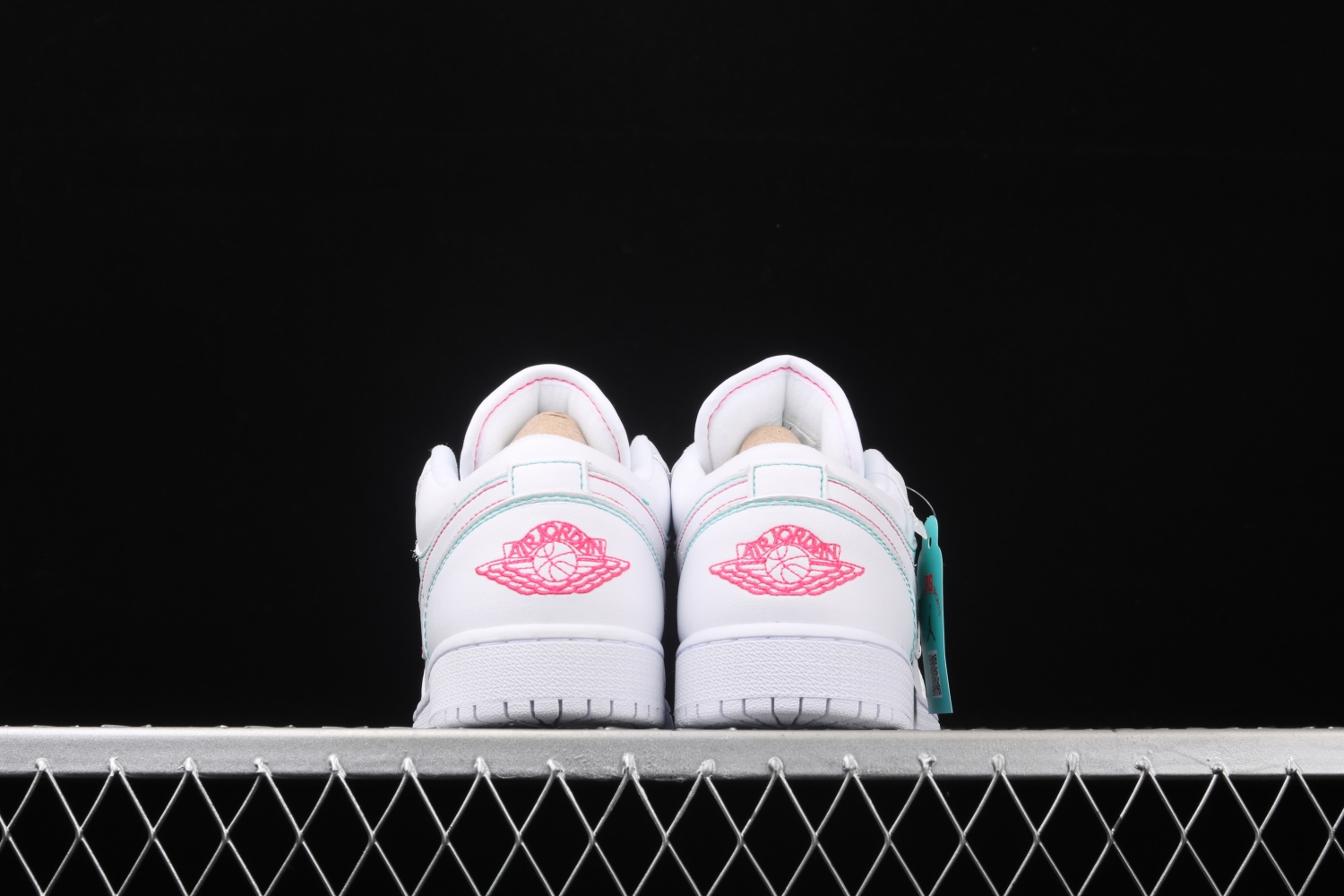 Jordan 1 Low White Green Pink (GS) 554723-101