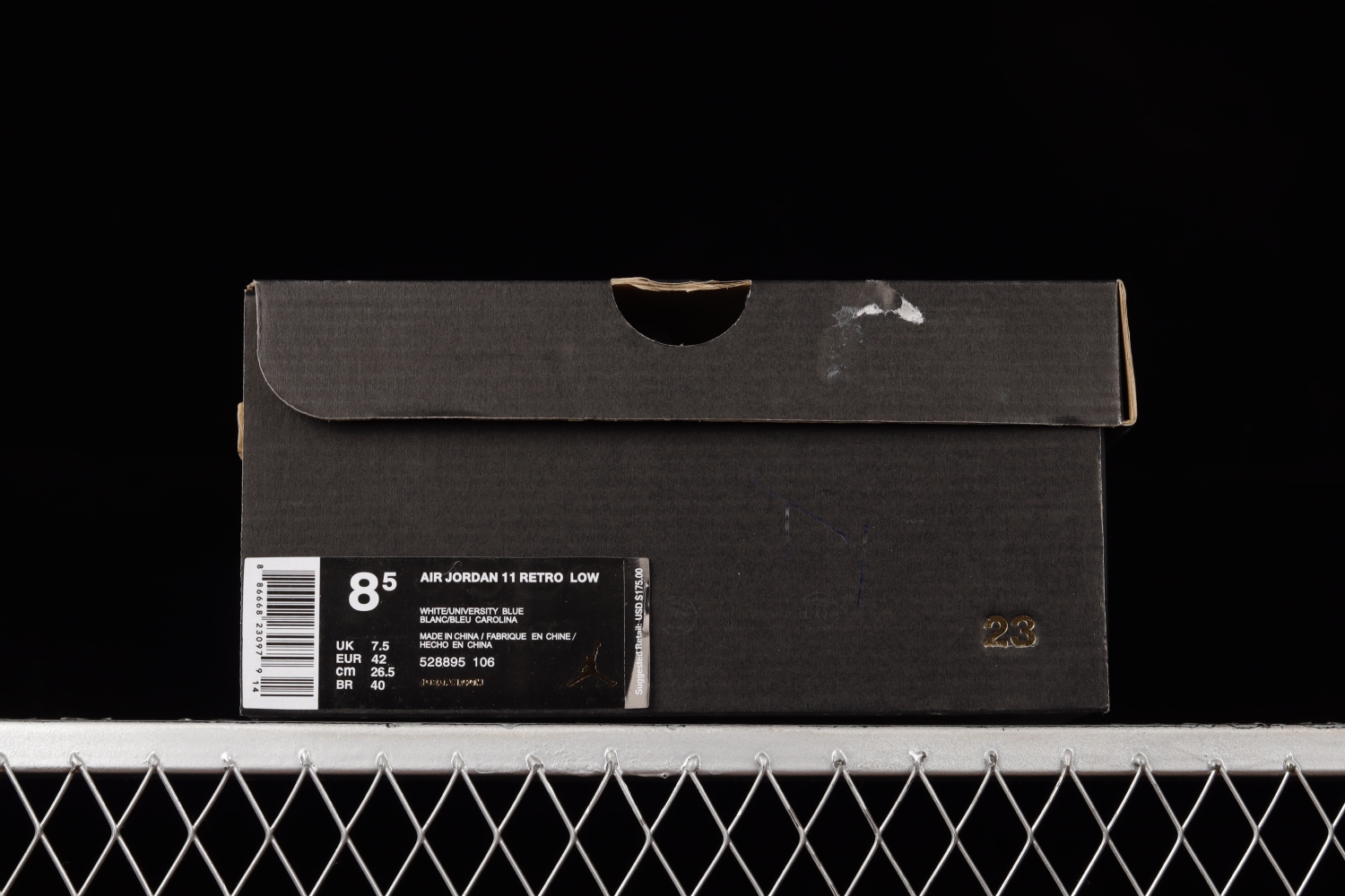 Jordan 11 Retro Low University Blue (2017) 528895-106