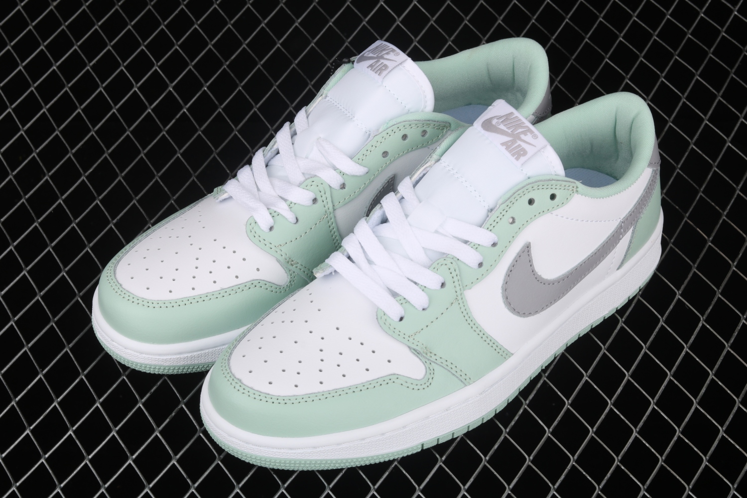 Jordan 1 Retro Low White Particle Grey CZ0790-100