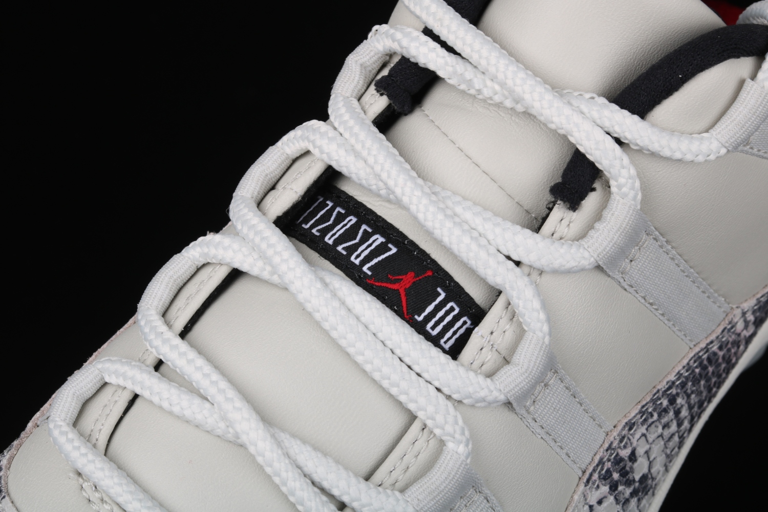Jordan 11 Retro Low Snake Light Bone CD6846-002