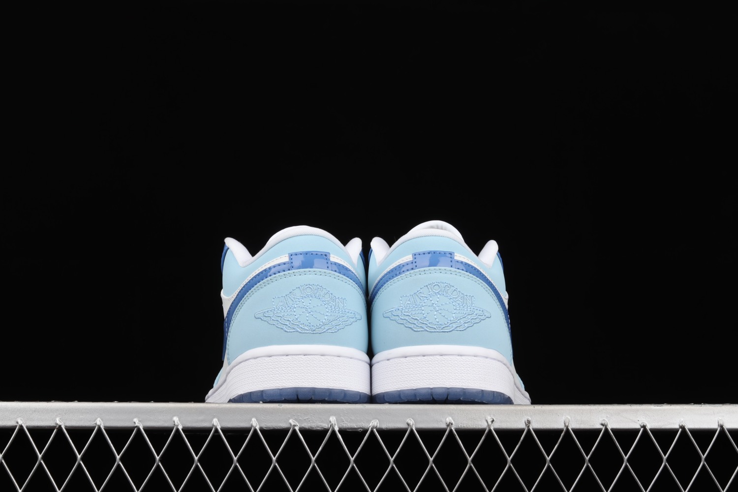 Jordan 1 Low SE Mighty Swooshers DM5442-040
