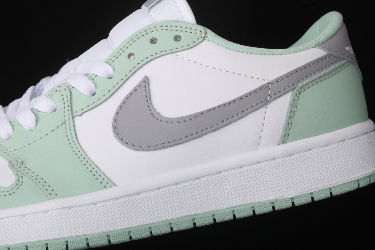 Jordan 1 Retro Low White Particle Grey CZ0790-100