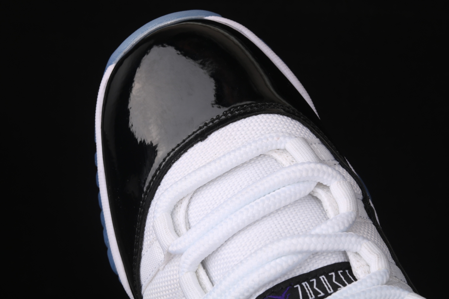 Jordan 11 Retro Low Concord  528895-153