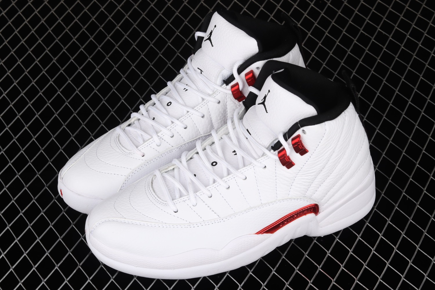Jordan 12 Retro Twist CT8013-106