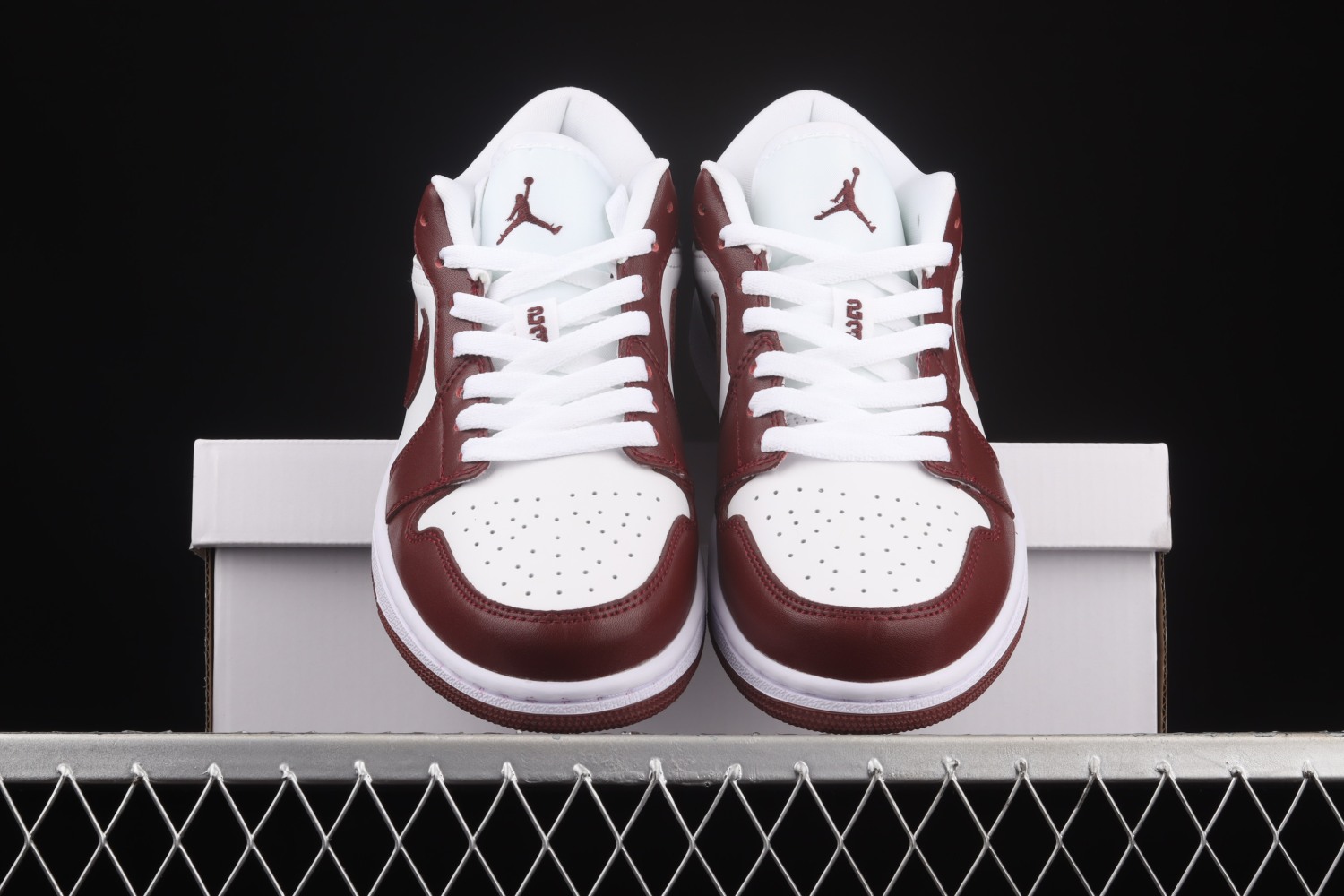 Jordan 1 Low Team Red (W) DC0774-116
