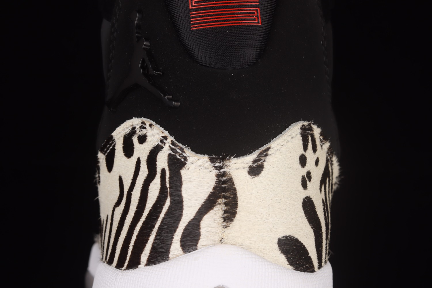 Jordan 11 Retro Animal Instinct (W) AR0715-010