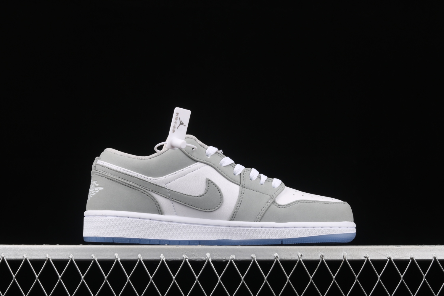 Jordan 1 Low Wolf Grey (W) DC0774-105