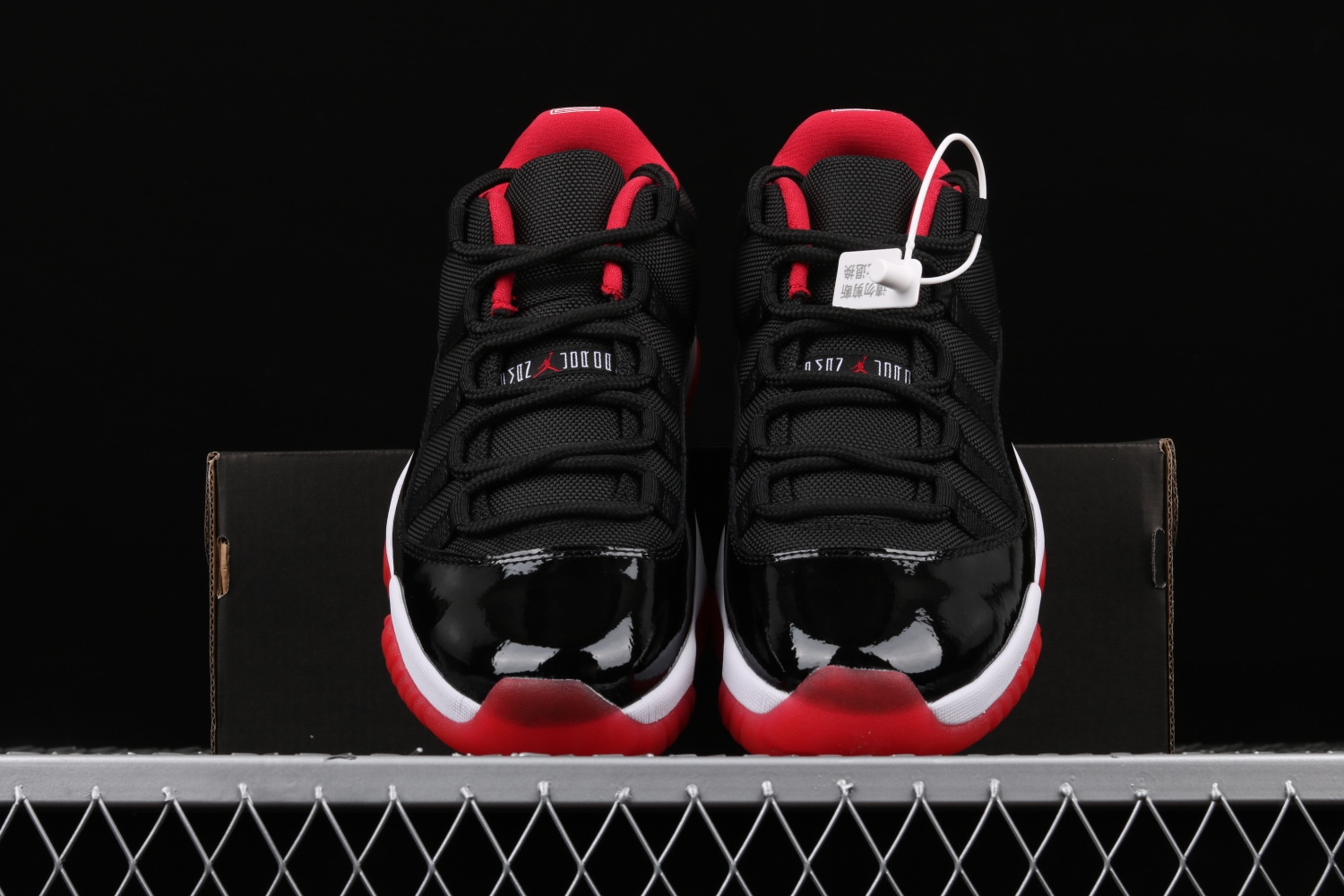 Jordan 11 Retro Low Bred 528895-012