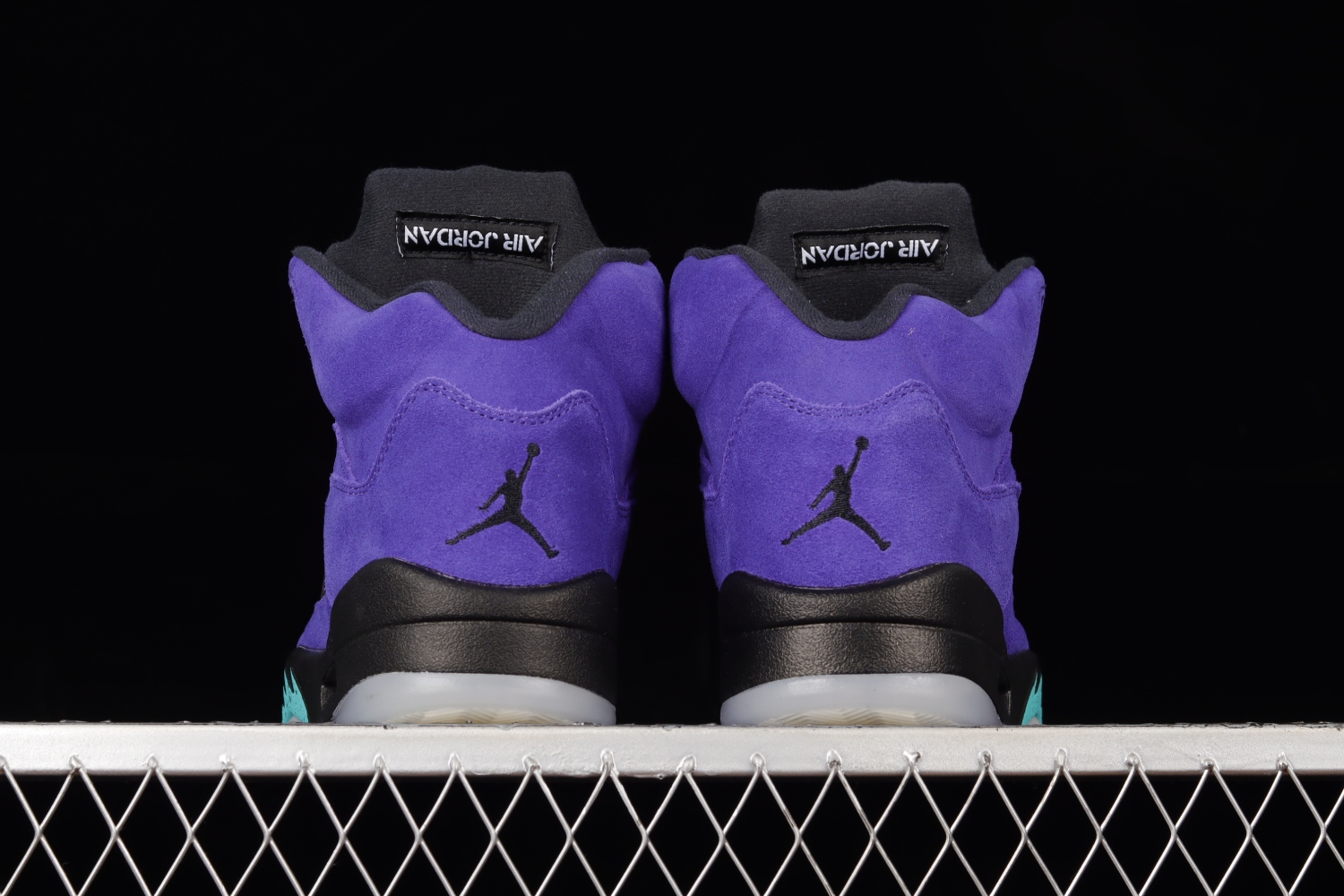 Jordan 5 Retro Alternate Grape 136027-500