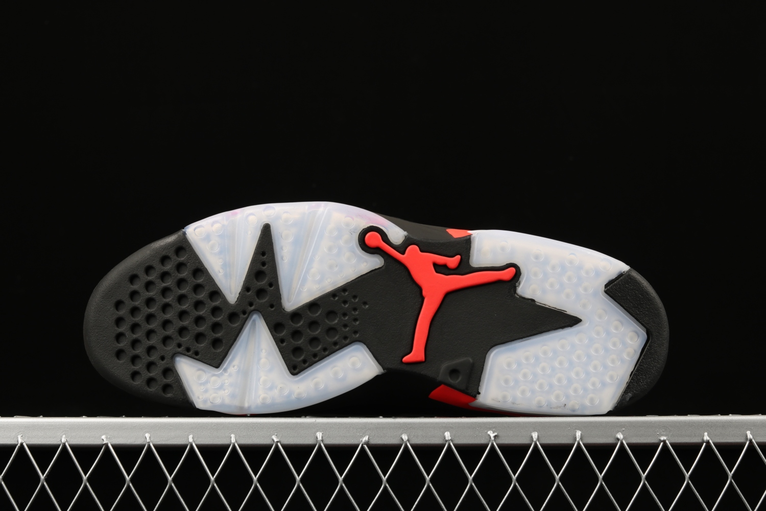 Jordan 6 Retro Black Infrared (2019) 384664-060