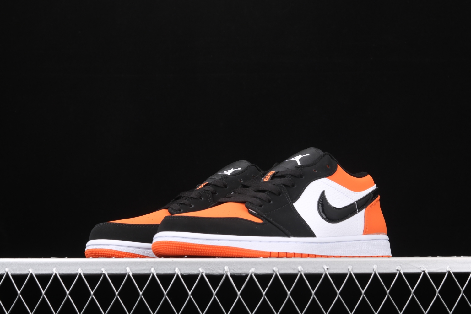 Jordan 1 Low Shattered Backboard 553558-128