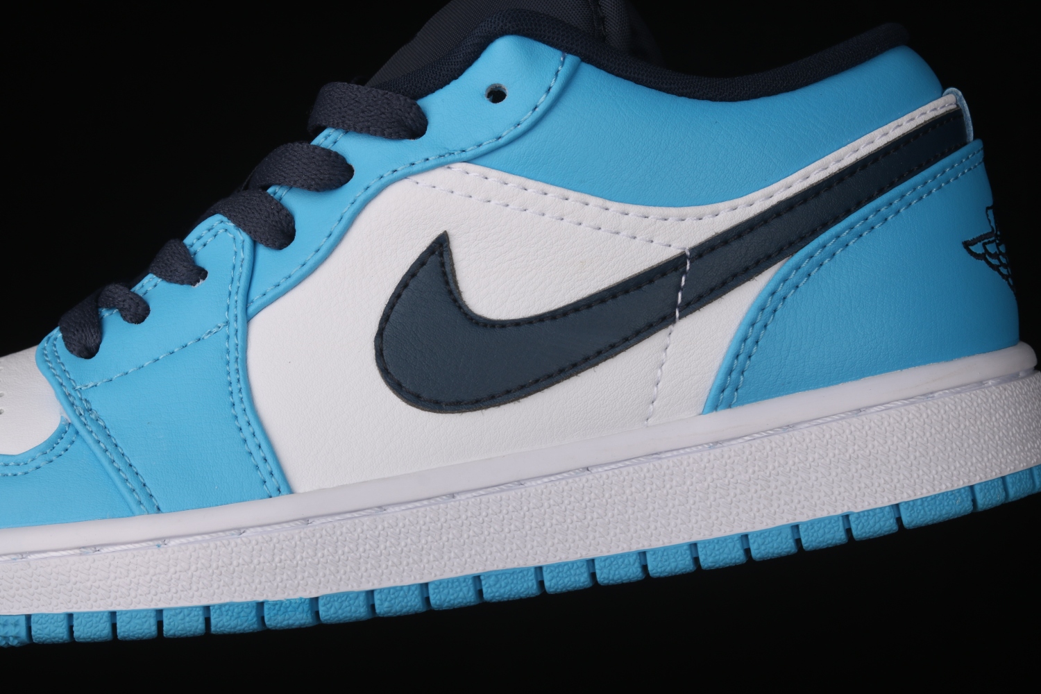 Jordan 1 Low UNC (2021) 553558-144