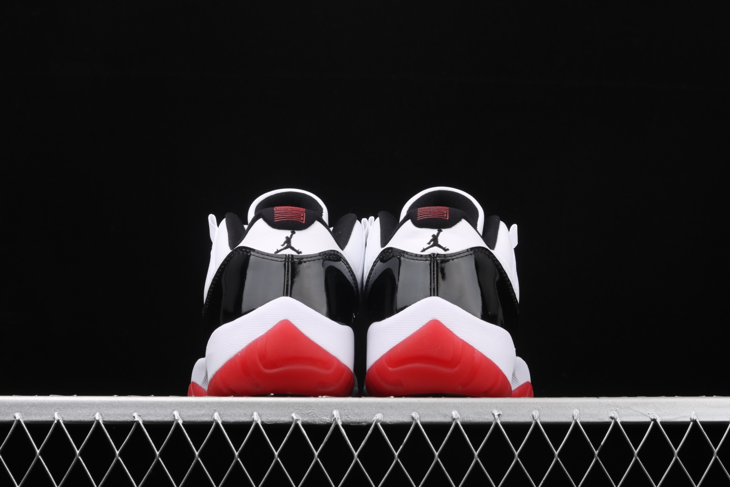 Jordan 11 Retro Low Concord Bred  AV2187-160