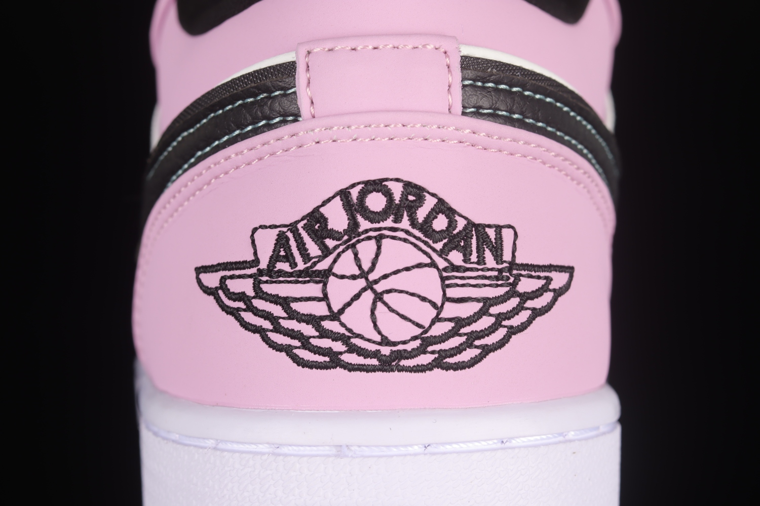 Jordan 1 Low SE Violet Shock White Black CK3022-503