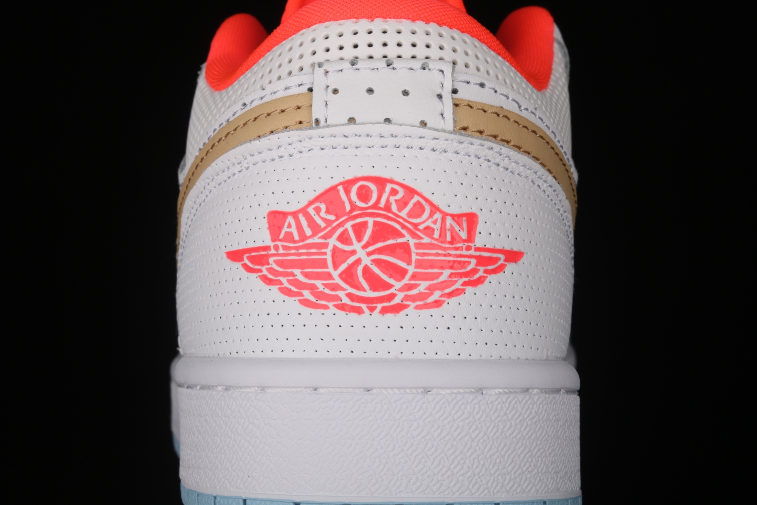 Jordan 1 Low SE White Sesame (W) DC9509-100