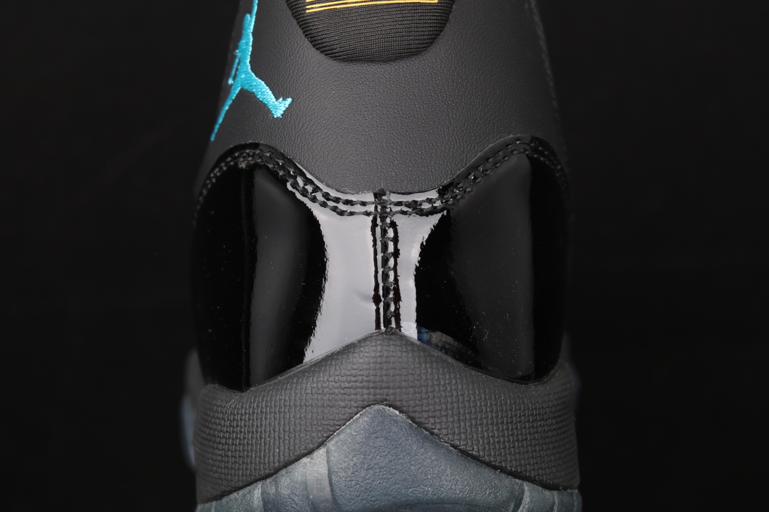 Jordan 11 Retro Gamma Blue 378037-006