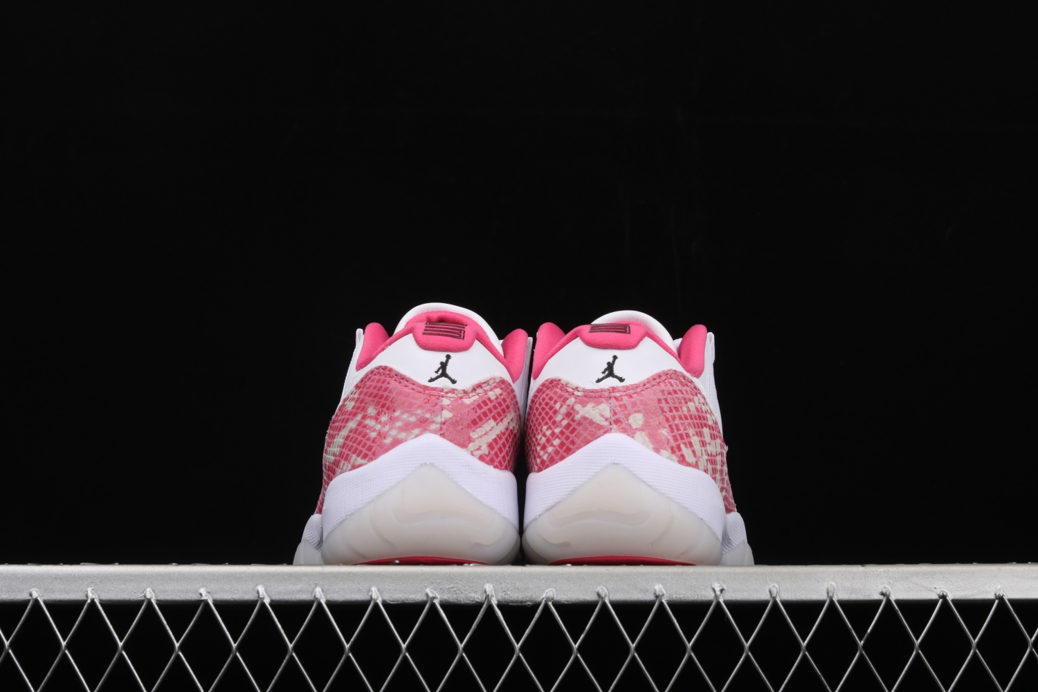 Jordan 11 Retro Low Pink Snakeskin (W) (2019) AH7860-106
