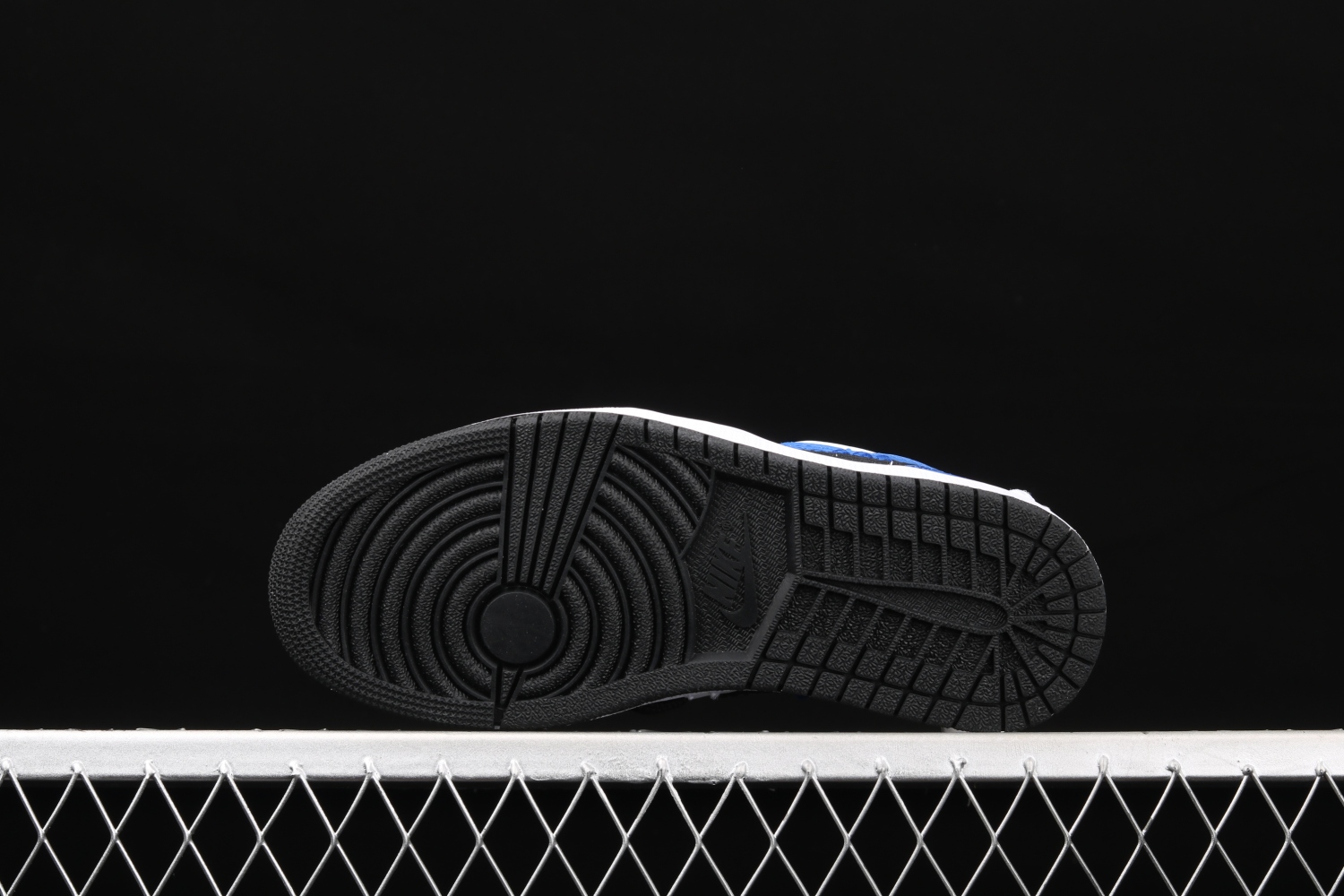 Jordan 1 Mid Sisterhood (W) CV0152-401