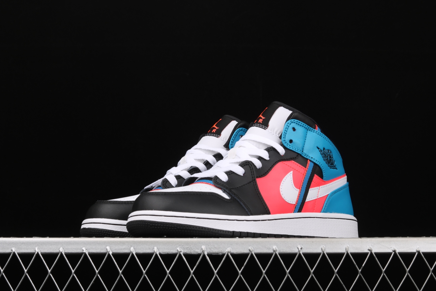 Jordan 1 Mid Tri Color Ribbons (GS) CV4891-001