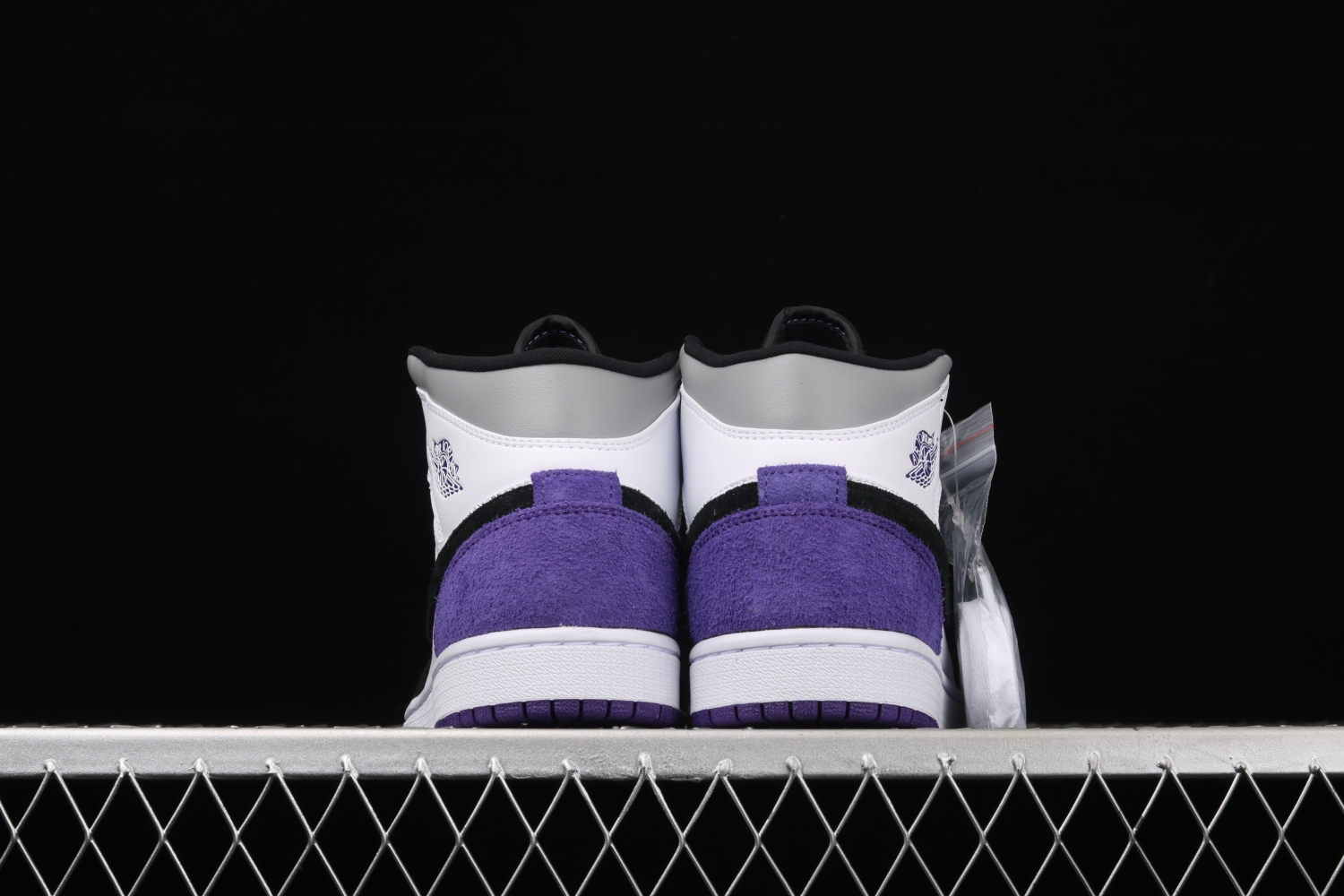 Jordan 1 Mid SE Purple 852542-105