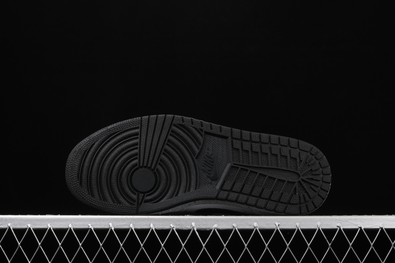 Jordan 1 Mid White Cement (GS) 554725-115