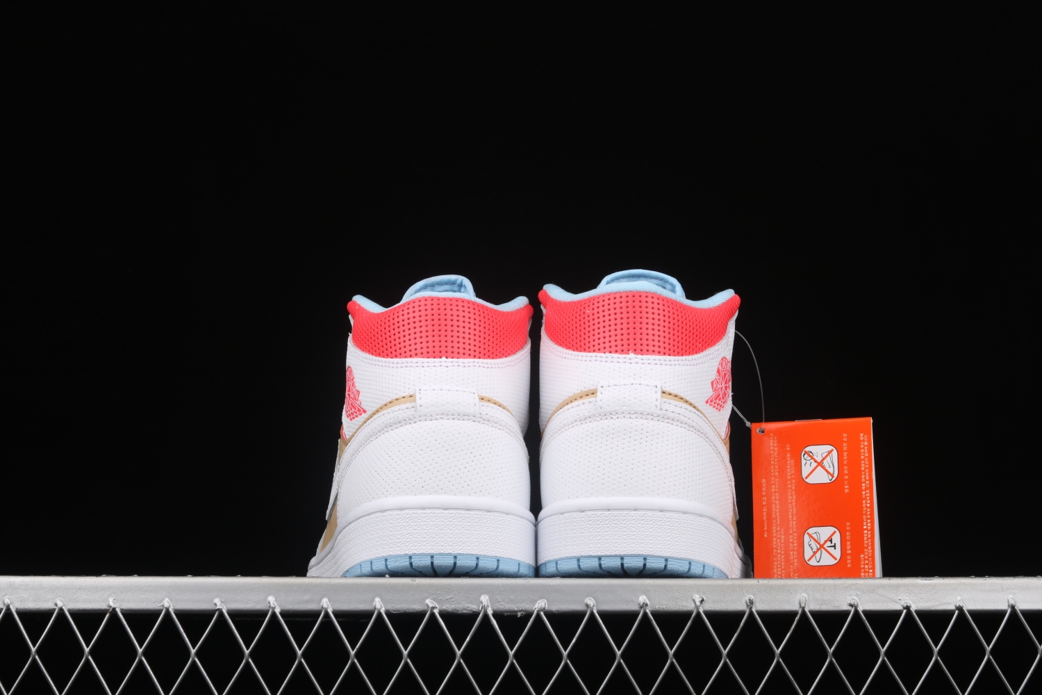 Jordan 1 Mid SE Sesame (W) CZ0774-200