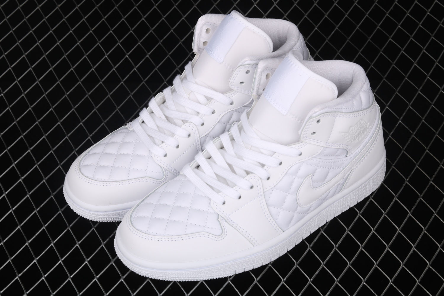 Jordan 1 Mid Quilted White (W) DB6078-100