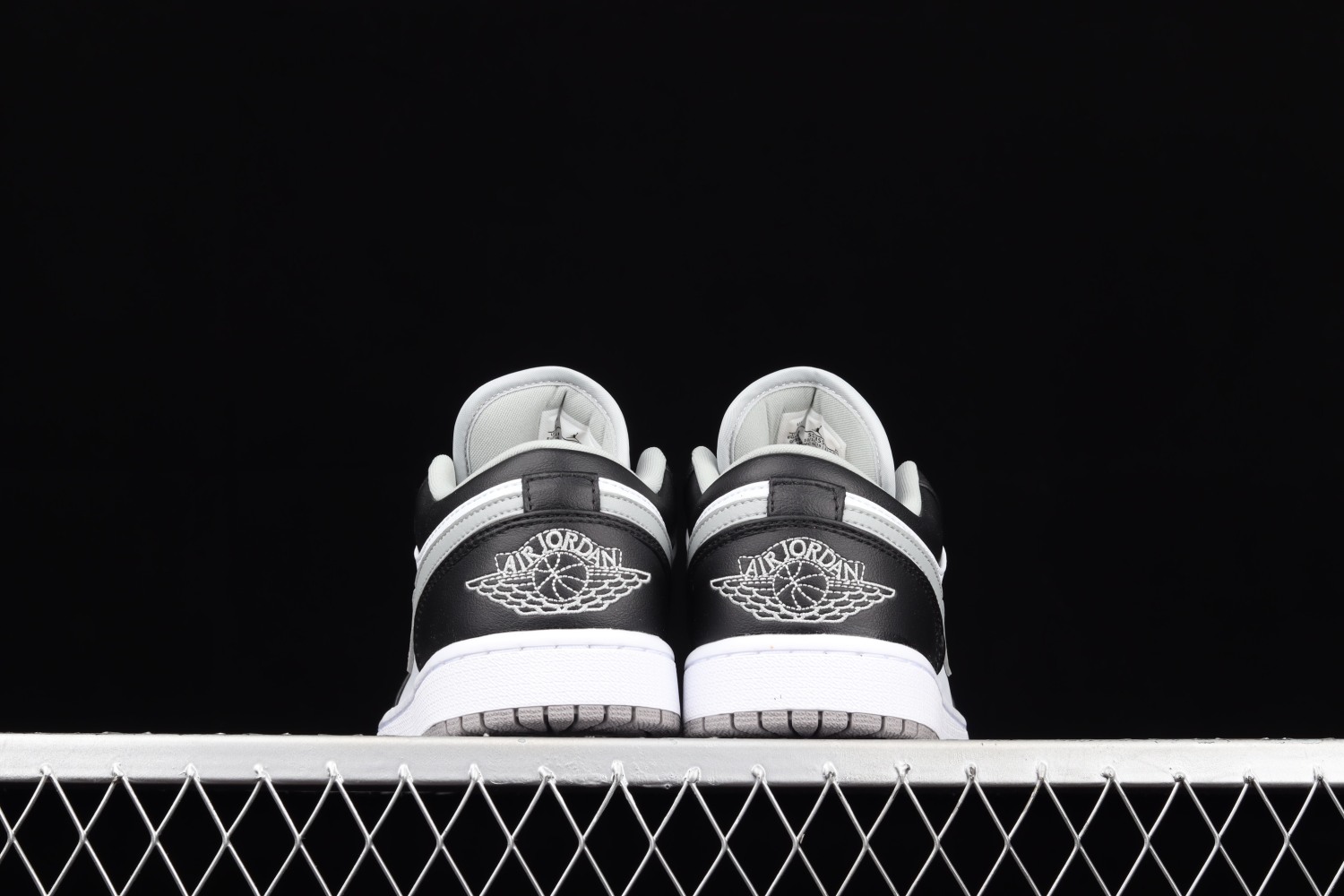Jordan 1 Low Shadow 553558-039