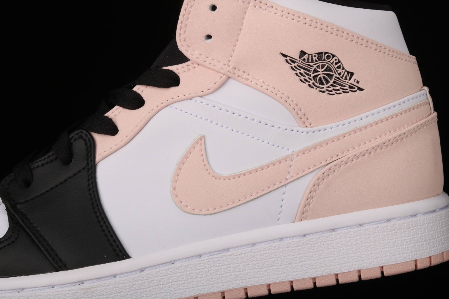 Jordan 1 Mid Crimson Tint Toe 554724-133