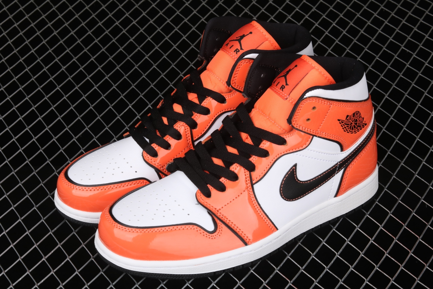 Jordan 1 Mid SE Turf Orange DD6834-802
