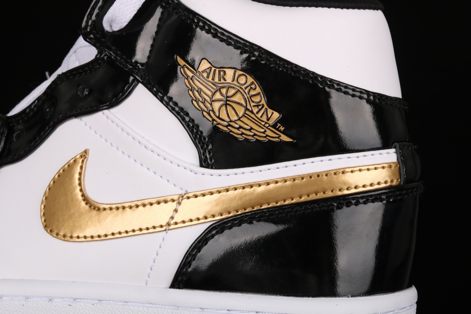 Jordan 1 MidPatent Black White Gold 852542-007