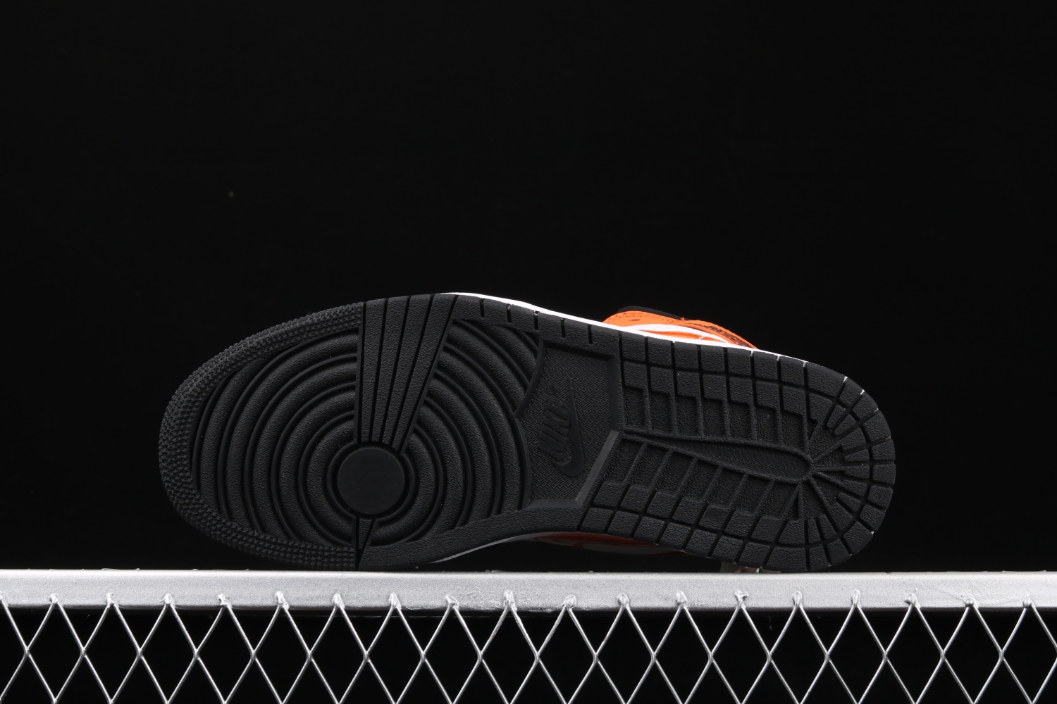 Jordan 1 Mid Shattered Backboard 554724-058