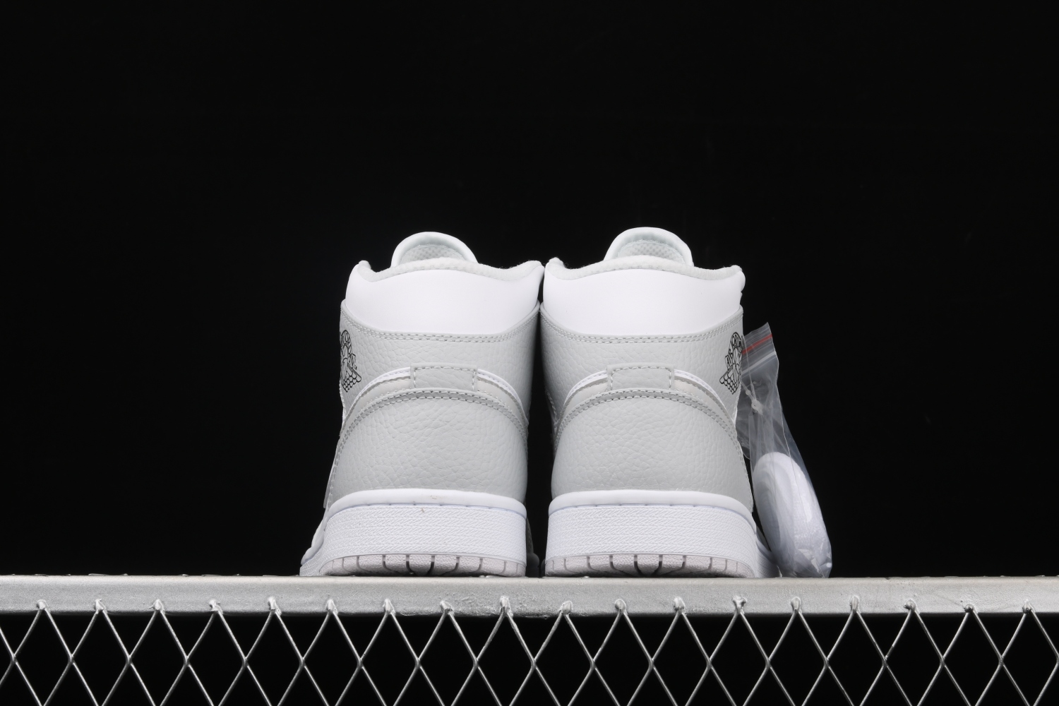 Jordan 1 Mid Grey Camo DC9035-100