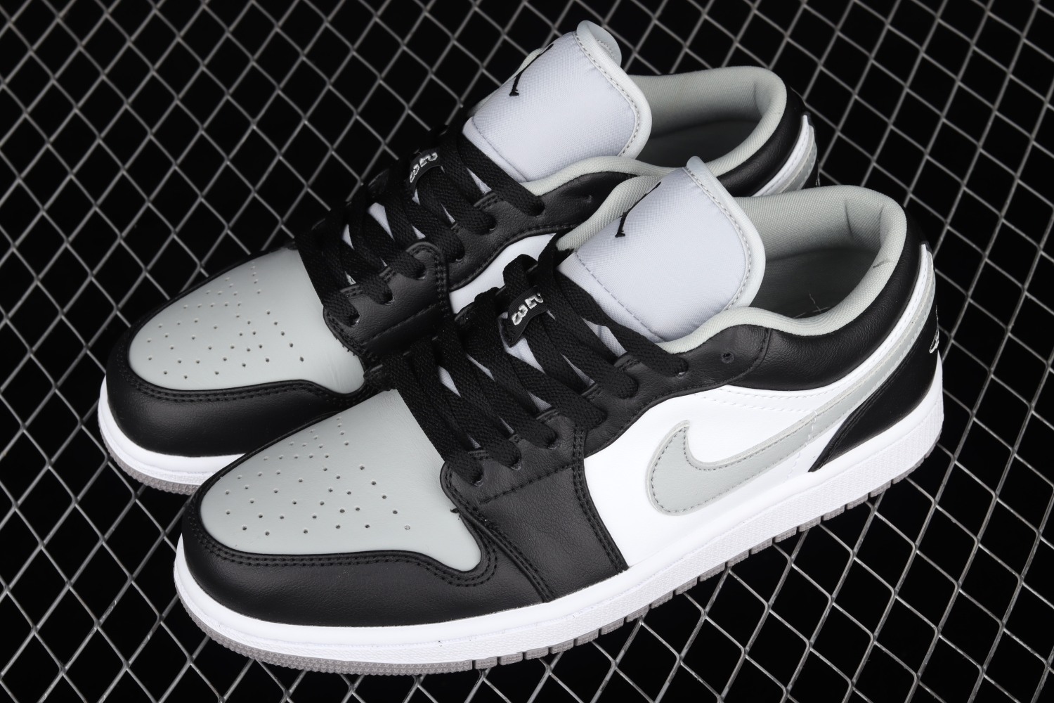 Jordan 1 Low Shadow 553558-039
